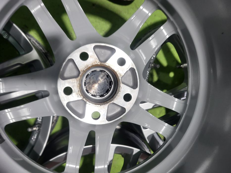 17 5x112 Audi A4 A5 A6 Vw Tiguan Passat Touran Skoda 5х112