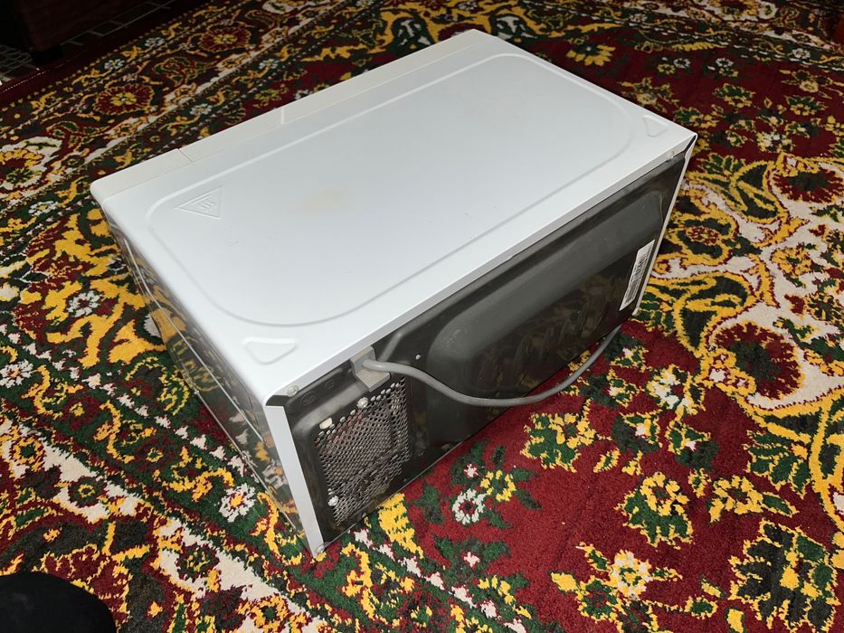 Микроволновая печь.