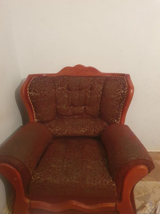 Диван и кресло  торг есть