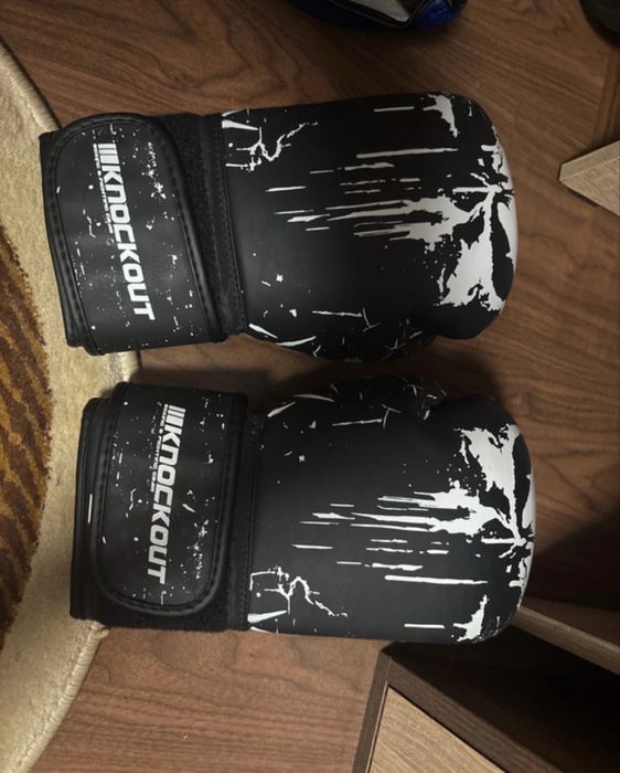 Echipament kickboxing