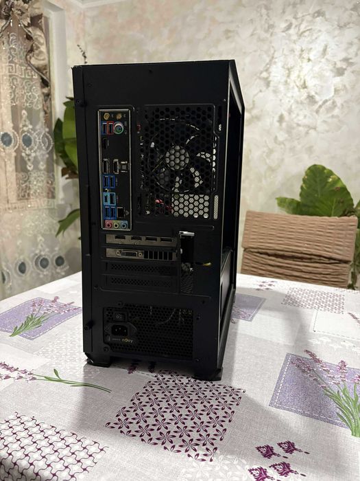 Vănd pc de geiming sau dezmebrez