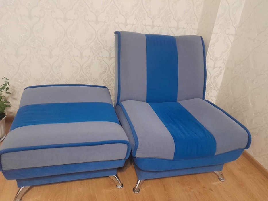 Два кресла в хорошем состоянии