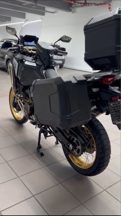 Honda Africa Twin Adventure Sports CRF1100 DCT