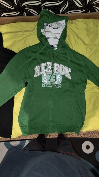 Суитшърти за момче (Reebok/LC Waikiki) на перфектна цена!