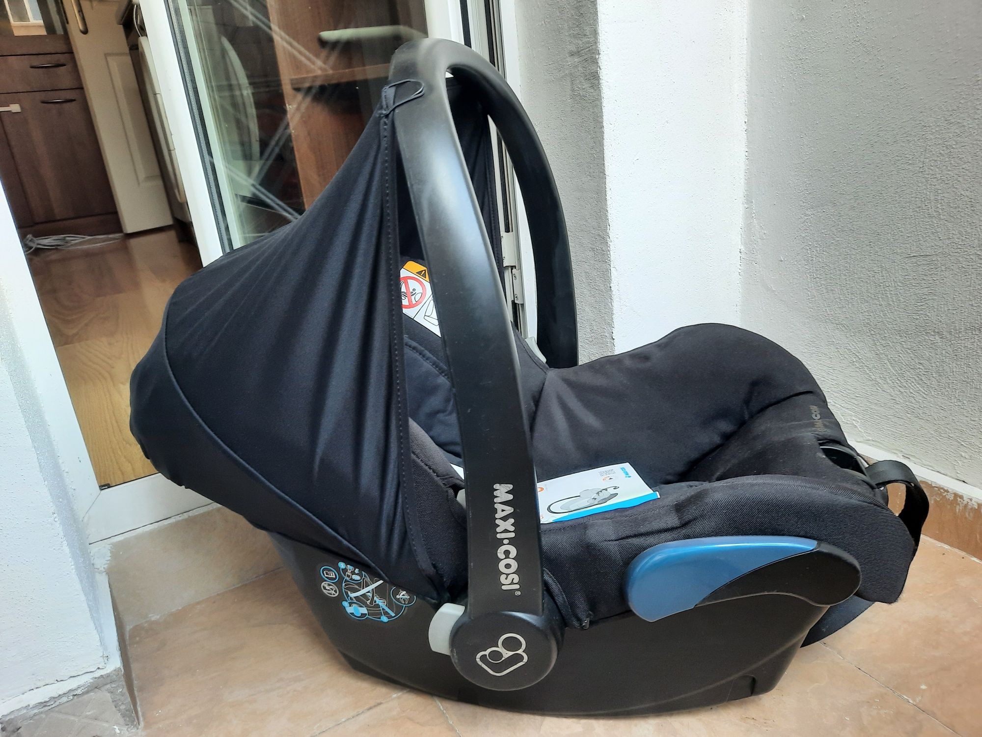 Maxi Cosi Citi, 0-13кг, кош за кола + подарък огледало Reer