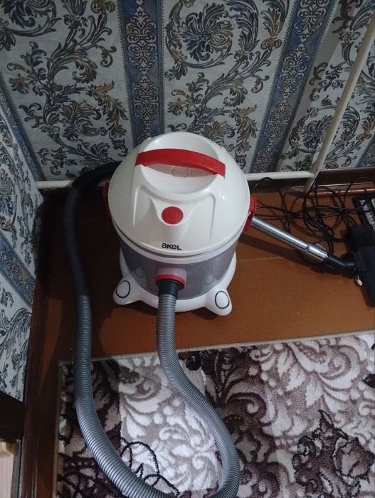 Пылесос сотилади