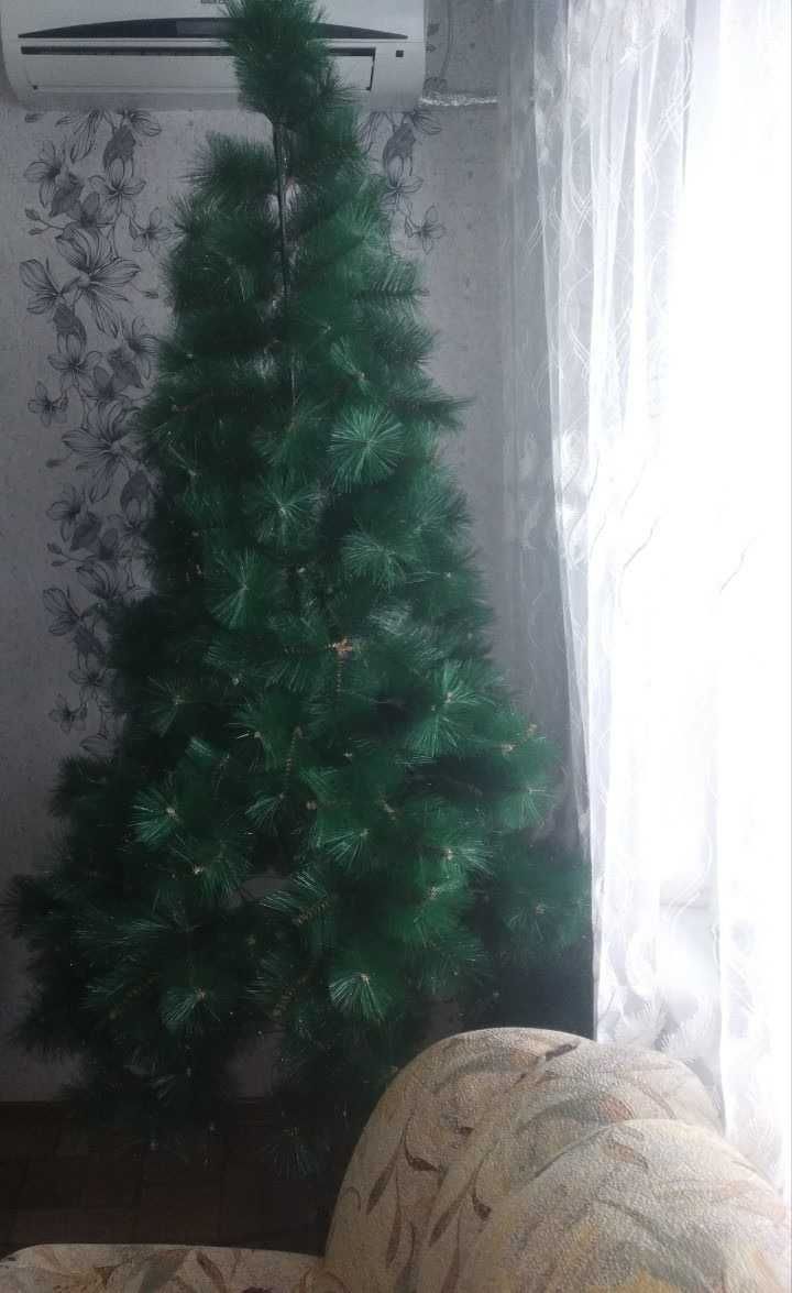Продам искусственную елку