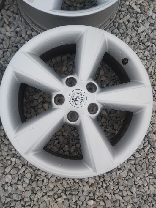 5x114.3..17.цола 6 1/2j. ET40 оргинални Nissan