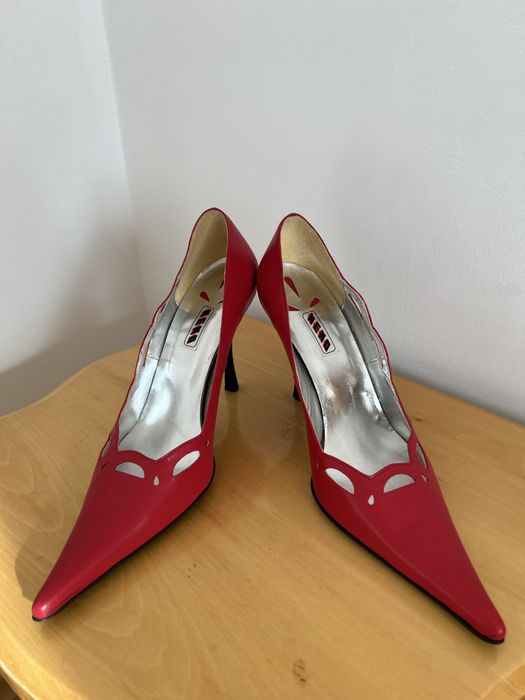 Pantofi stiletto din piele cu vârf ascuțit 39