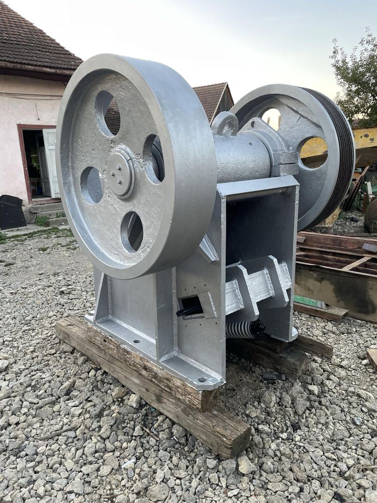 Concasor cu falci 6040 tip romanesc