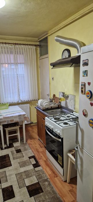 Vand apartament 3 camere Tranaveni