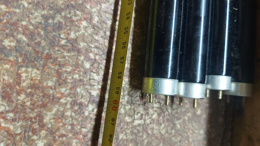 Лампи UV от дискотека 4 броя ,за авариина сигназицая 6 броя и 2 хал. л