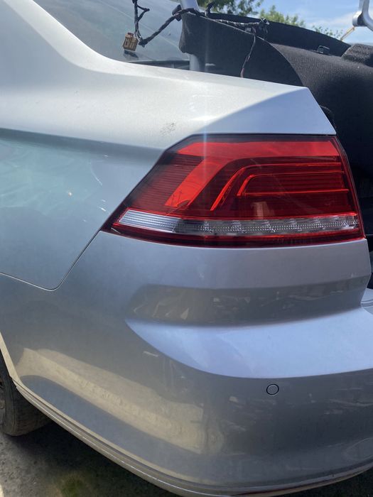 Aripă stânga spate Volkswagen Passat B8 berlină