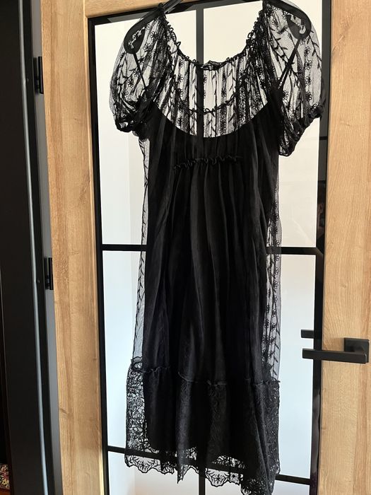 Rochie neagra dantela Zara