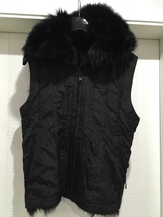 Елек с естествен косъм лисица е черно L