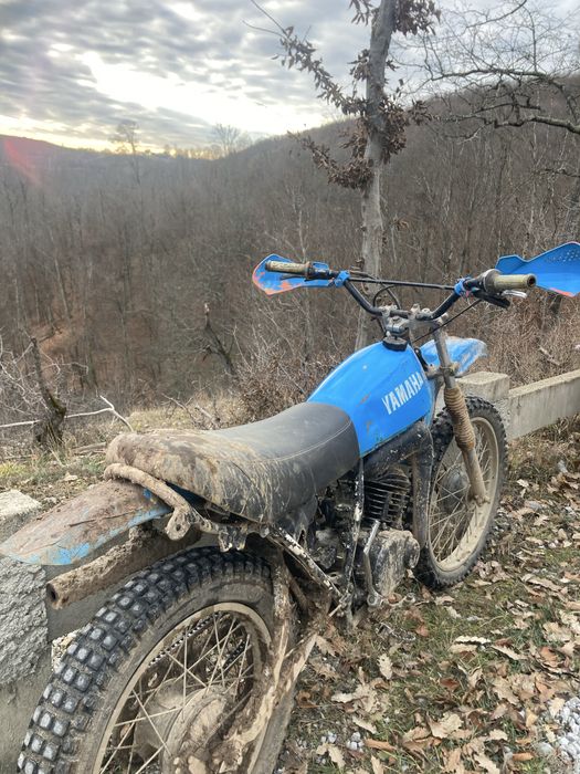 Vând yamaha dt 125