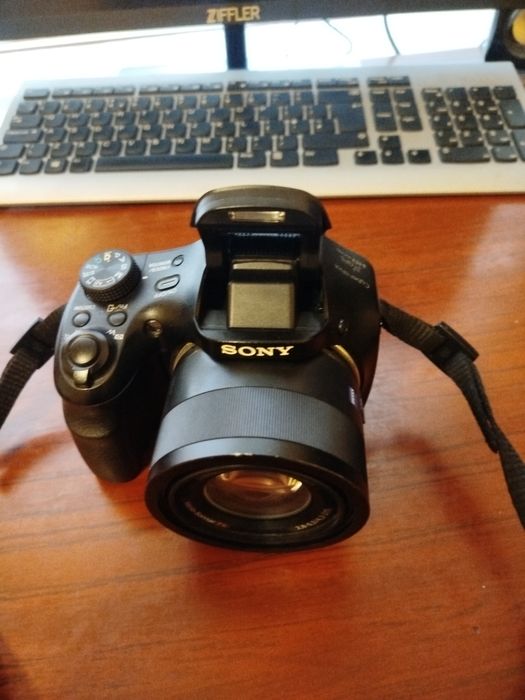 Sony Cyber-shot DSC-HX400V