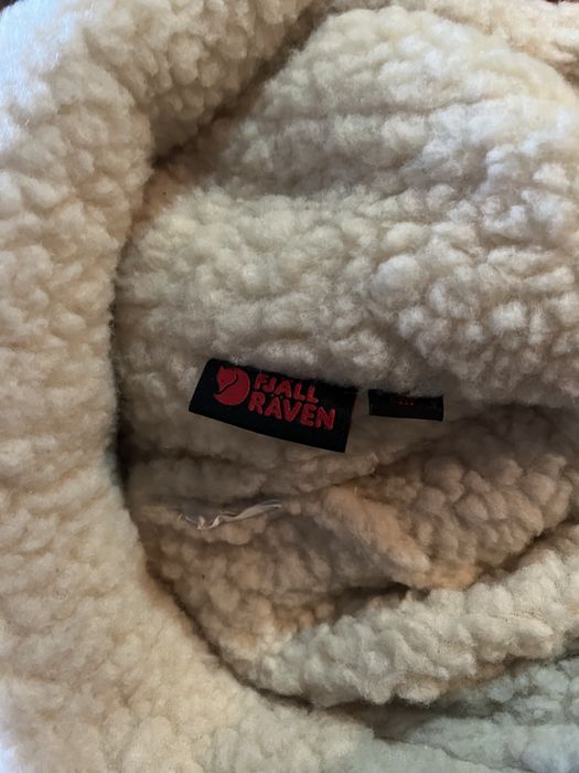 Caciula FJALLRAVEN , impecabila
