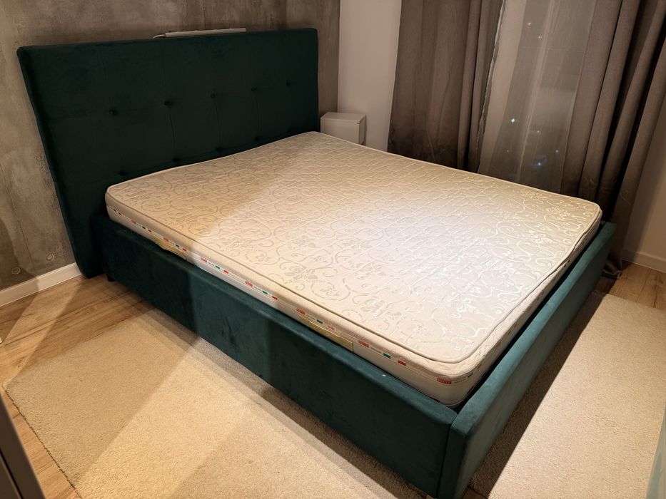 Pat 160x200 cu SALTEA, somiera rabatabila aproape nou, Verde catifea