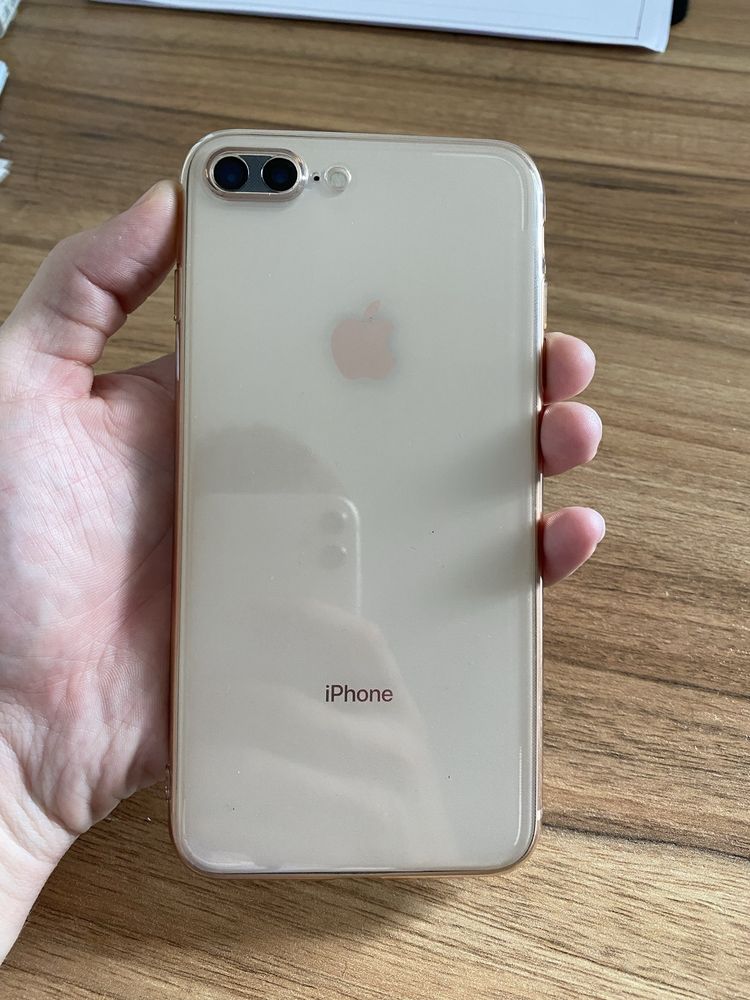 Iphone 8 plus 64 Gb