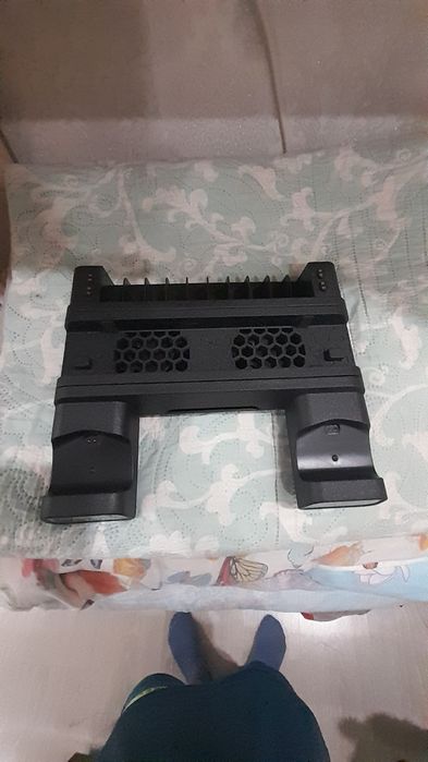 Подставка пс4  в новый,качество хорошое