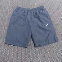 Nike vintage къси панталони  L размер