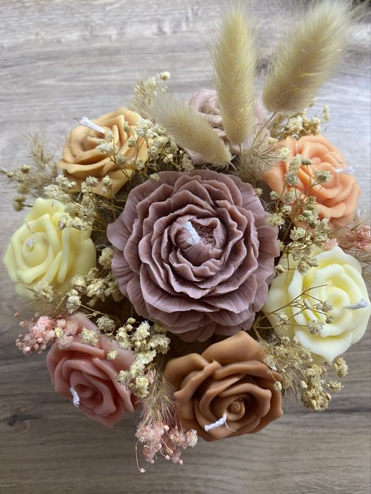 Ароматен букет от соеви свещи