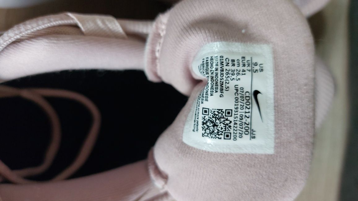 Дамски обувки Nike 41 размер