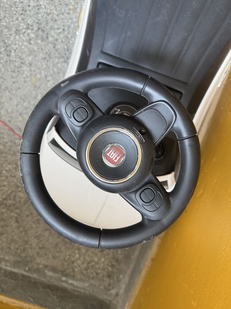 Детска кола за бутане Fiat500 Chipolino