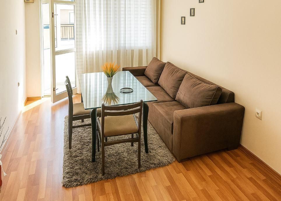 Тристаен апартамент в района на Левски!