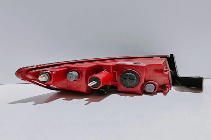 Stop tripla dreapta coupe 265500005R Renault Laguna a 3-a generatie