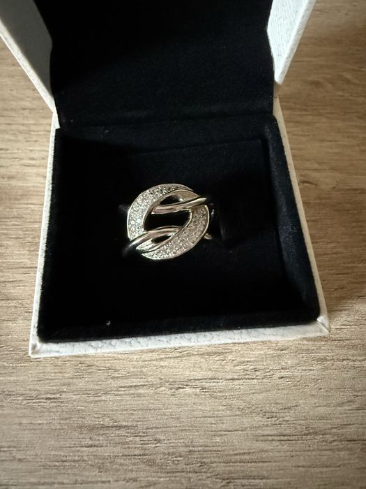 Сребърен уникално красив пръстен