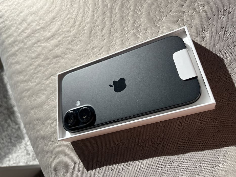 Iphone 16 simplu 128gb
