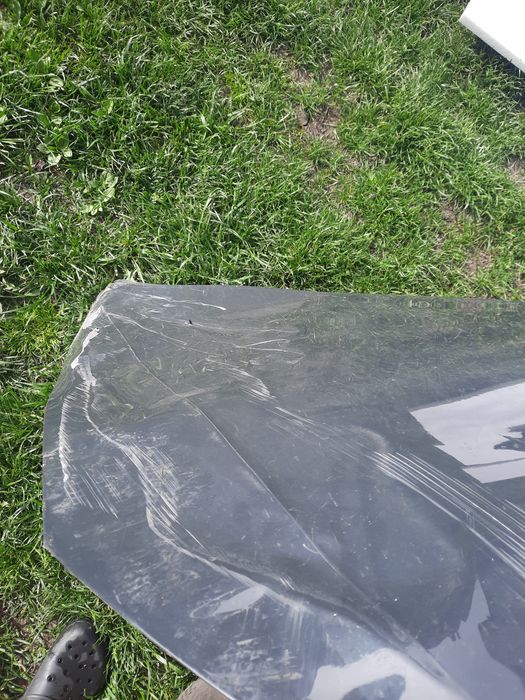 Vand capota si aripa dreapta touran 2018