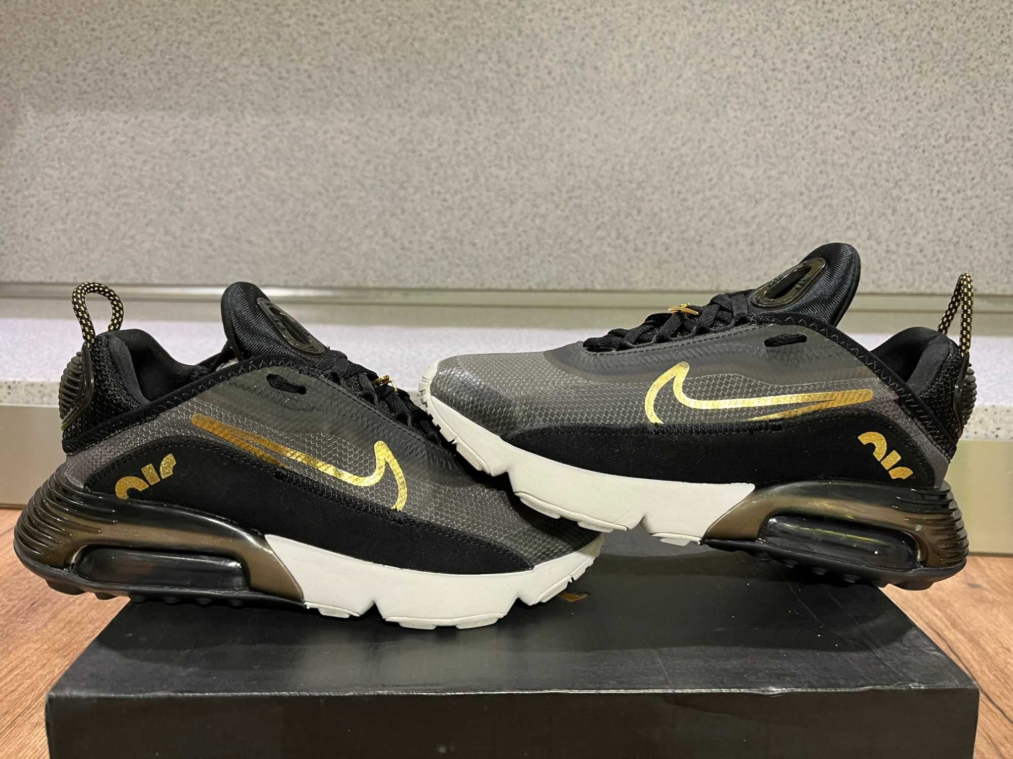 ОРИГИНАЛНИ *** Nike Air Max 2090  Black/Metallic Gold/White