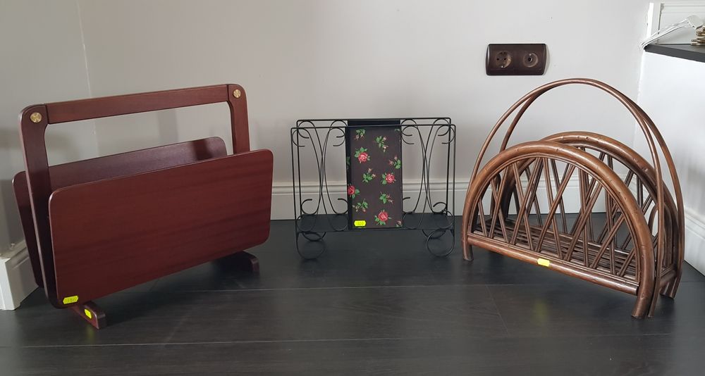 Suport vechi pentru viniluri/reviste