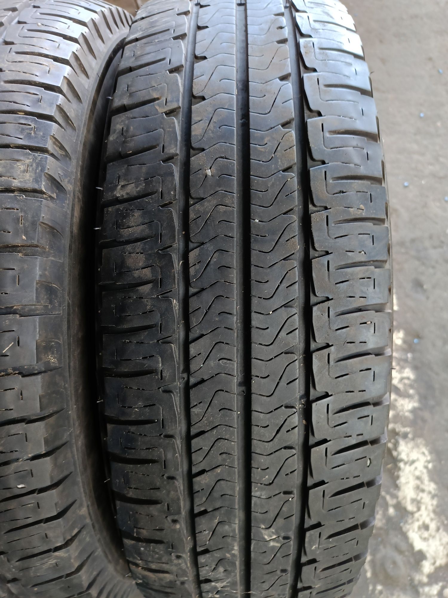 БУСОВИ ЛЕТНИ -16цола -225/75-1бр.-120лв."MICHELIN"