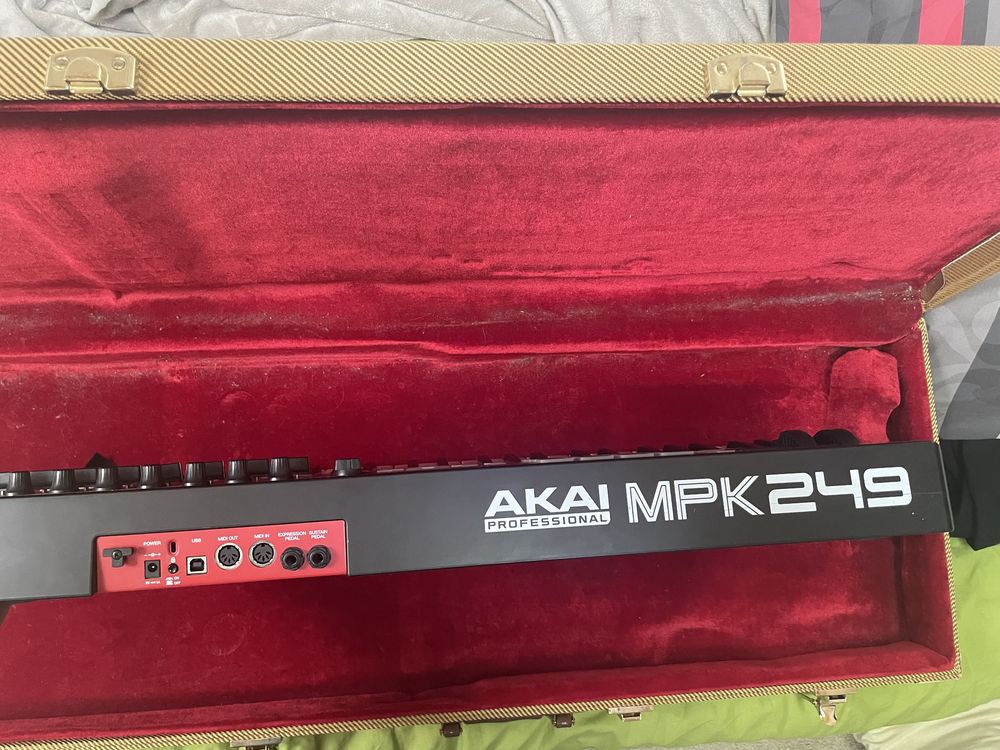 Akai MPK 249 (Clapa MIDI)