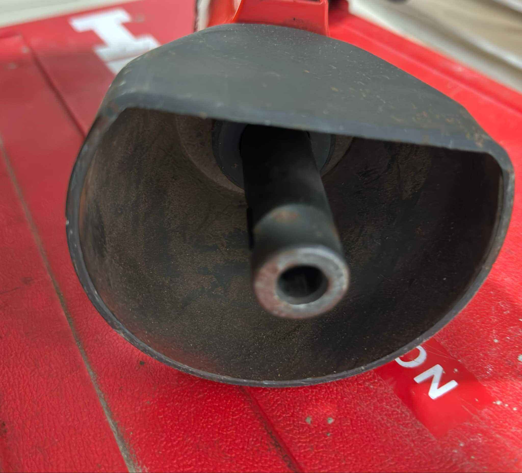 Пистолет за монтаж Hilti dx600n