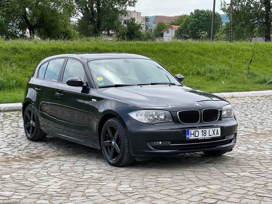 BMW 116i 2008 (benzina) VAND/SCHIMB