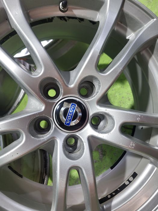 17 5x108 Volvo Ford  лети джанти 5х108
