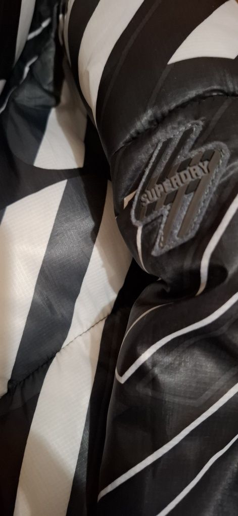 Superdry дамско зимно яке
