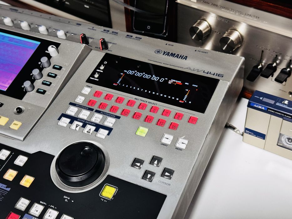 Mixer digital all in one YAMAHA AW-4416,workstation,16piste,HDD inclus