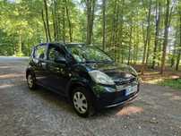 Autoturism Daihatsu Sirion.