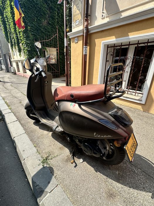 Nu mai ai permis? Scuter VESPA Sprint, 2020, 25 km/h in acte