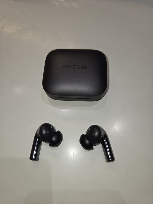 Продам наушники Oneplus buds 3