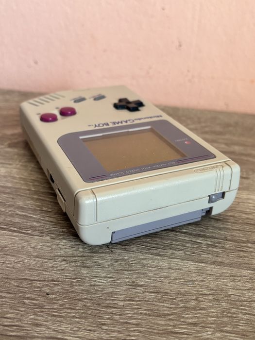 Nintendo Game Boy 1989. Model DMG-01