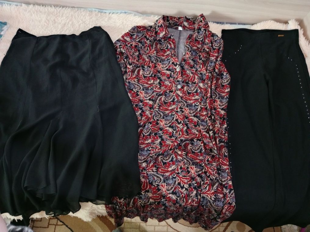 Отдам женскую одежду