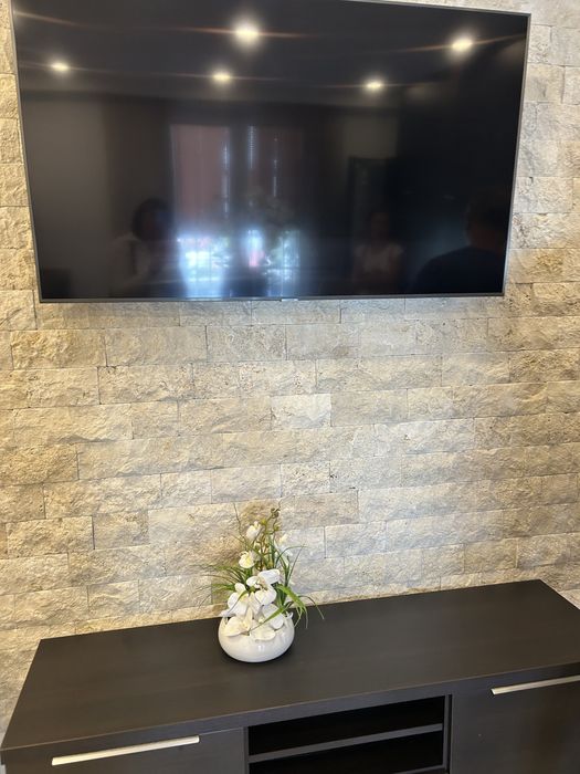 Închiriez apartament cu doua camere