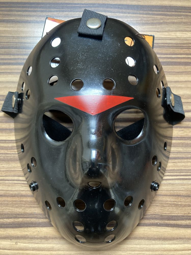 Masca Jason Voorhees  Friday the 13th Black Edition Limited